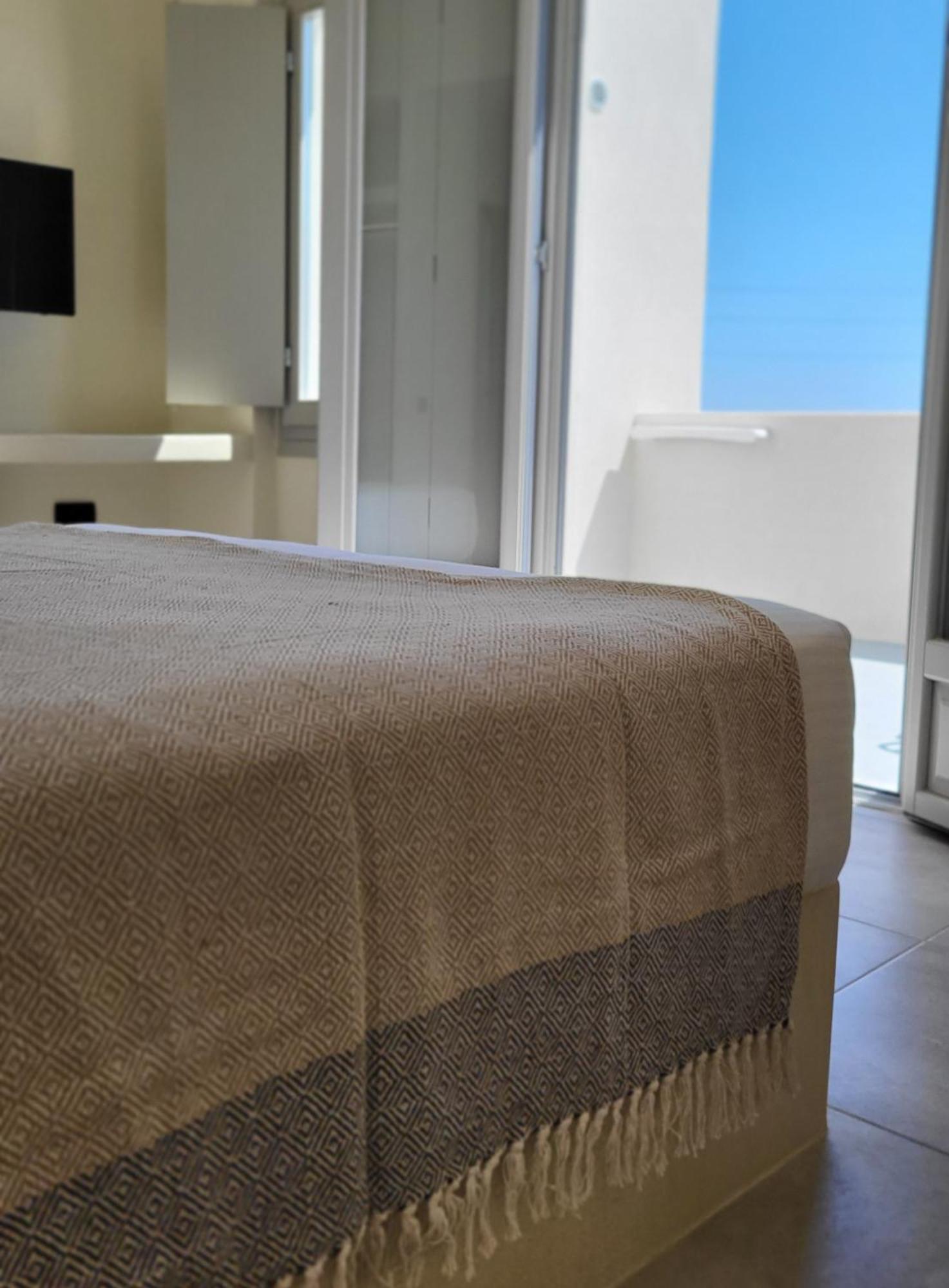 Maeva Suites Santorini Pírgosz Kültér fotó