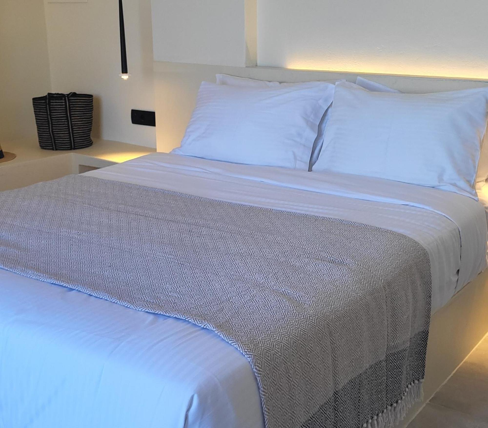 Maeva Suites Santorini Pírgosz Kültér fotó