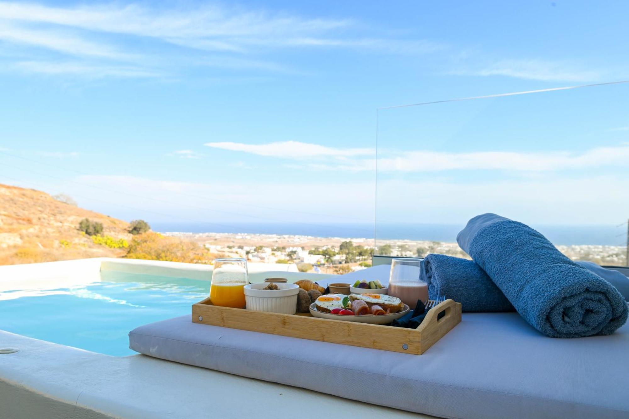 Maeva Suites Santorini Pírgosz Kültér fotó